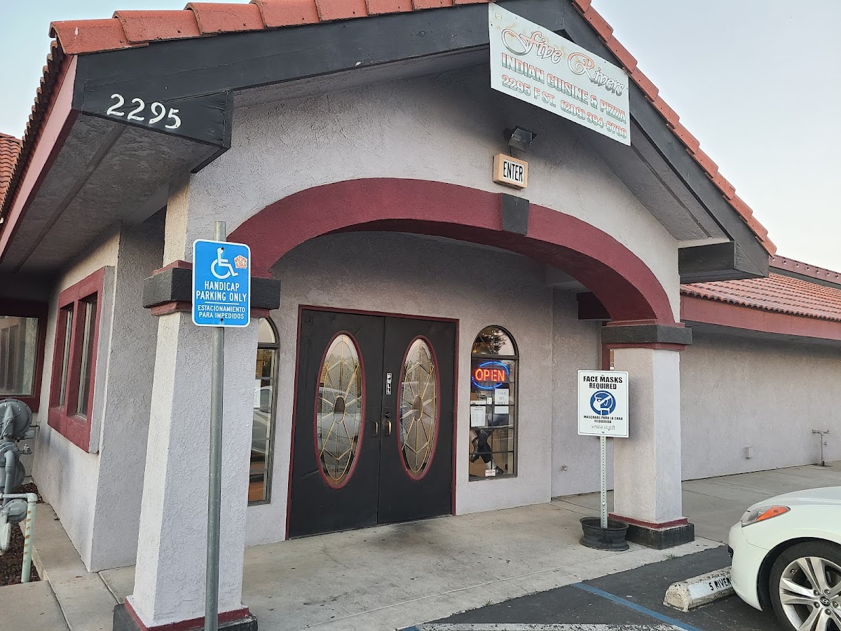 Five Rivers Indian Cuisine And Pizza